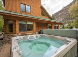 Deer Crossing Cottage in Ouray CO