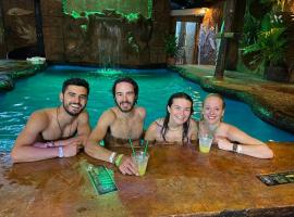 Arenal Poshpacker Boutique Urban Tropical Hotel, hostel en Fortuna