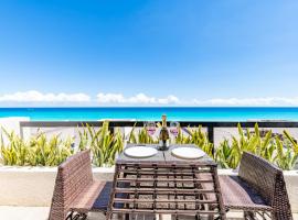 Cancun Ocean view at Villas Marlin complex, hotel near Luxury Avenue, Cancún