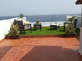 MIRANDO AL MAR TENERIFE