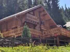 Appartement dans Chalet Lout'Chi à Valfréjus, chata v destinaci Valfréjus