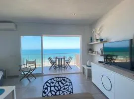 Primera LINEA FRONT OF THE BEACH AREA SAN ANTONIO