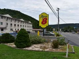 Super 8 by Wyndham La Vale/Cumberland Area