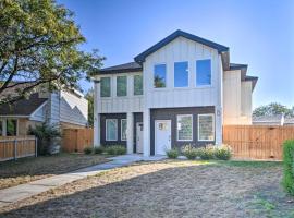 Bright Amarillo Townhome Near Parks and Town!, готель у місті Амарилло