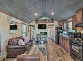 Morganton Tiny Home Less Than 5 Mi to Blue Ridge Lake, tiny house in Morganton