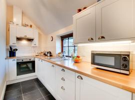 Love Cottage - Begelly, holiday home in Begelly