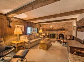 Amish Country Apartment with Cozy Fireplace!, holiday rental in New Holland