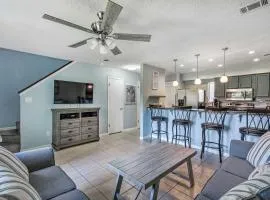 Stylish Bayfront Townhome Less Than 10 Mi to Beach!