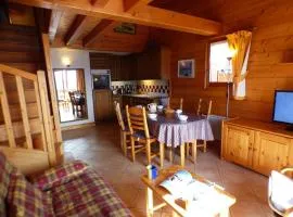 Appartement 5 pièces, skis aux pieds, près des Saisies - 9 personnes, balcon, parking inclus - FR-1-594-216