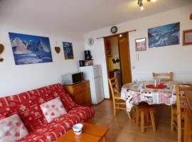 Studio 4 pers, balcon sud, proche télésièges et commerces - Les Saisies - FR-1-594-153
