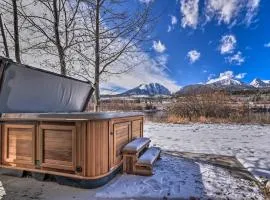 Silverthorne Waterfront Home Hot Tub and Mtn View!