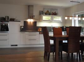 Ferienwohnung Magma, hotel v destinaci Lutzerath