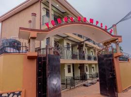 Yobo's Complex Guest House, B&B di Kampala