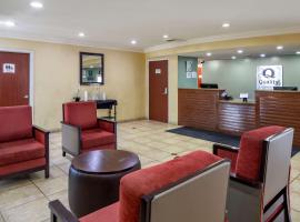 Quality Inn Placentia Anaheim Fullerton: Placentia, Hope Uluslararası Üniversitesi yakınında bir otel