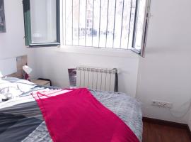 Hostal El Caracol, hotel en Valdemoro