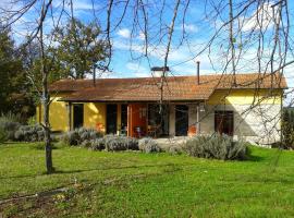 Casa Das Palmeiras-Pedagogic Farm, hotell i Mangualde