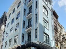 Boss To Hotel Taksim