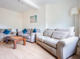 Millfield House - Cosy 2 bed house in Motherwell, viešbutis mieste Madervelis
