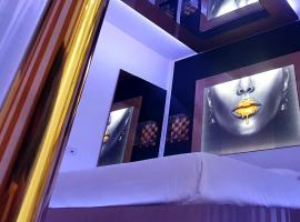 C rooms - Love Motel Monza, motel di Cinisello Balsamo