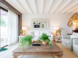 classic but eccentric portillo 2BR apartment, Strandhaus in Las Terrenas