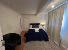 Shared House in Chakeshill Drive, hotel a Bristol