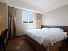 City Suites - Taoyuan Gateway, хотел в Дайуан