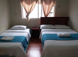 Hostal Miconia, hostel σε Puerto Ayora