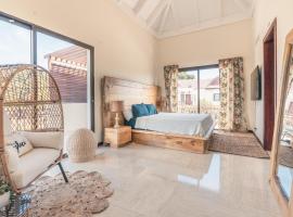 Beautiful 2 BR apartment at Portillo, basseiniga hotell sihtkohas Las Terrenas