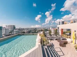 Fully Serviced Apartment at Regatta Living - 2C