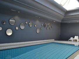 Logis Hôtel Le Calluna Restaurant La Flottille, hotelli kohteessa Préfailles