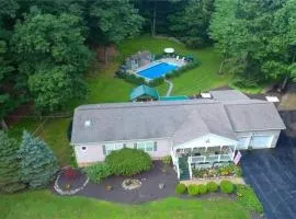 Family Fun Getaway near Cascade Lake in Warwick NY