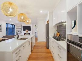 Linear Park Living - Brand New 4 Bed Family Home, Hotel mit Parkplatz in Thebarton