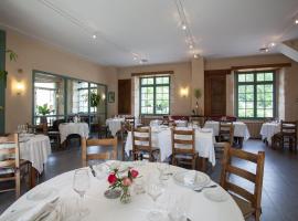 Le Lion d'Or, hotel v destinácii Manzac-sur-Vern