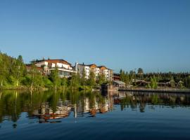 Ukkohalla Chalets, hotel with jacuzzis in Hyrynsalmi