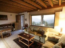 Apartamento Rural El Labrador es un cómodo y acogedor apartamento, nhà nghỉ dưỡng ở Cabezas Bajas