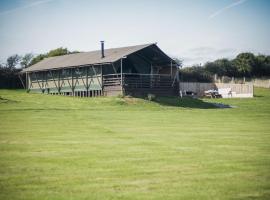 Whiteford - Safari Glamping Tent - Llangennith, hotel en Llangennith