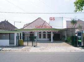 Urbanview Hotel Griya Surya Malang by RedDoorz, homestay in Malang