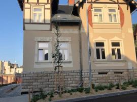 Vila se zahradou a s parkováním v ceně, apartmán v Jablonci nad Nisou