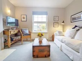 Dolphin Cottage - Hayling Island