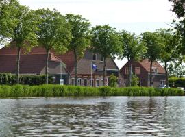 lodge 61 hotel aan het water, hotel di Medemblik