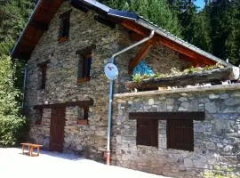 Maison de 5 chambres avec jardin amenage et wifi a Seez a 7 km des pistes