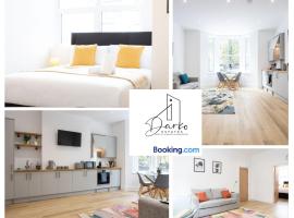 Apartment 2 - Beautiful 1 Bedroom Apartment Near Manchester, hotel in Worsley