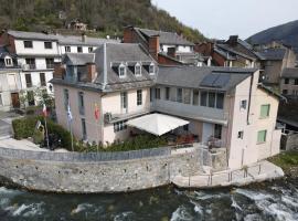 LE 41 AVENUE FOCH, hotel v destinaci Luchon