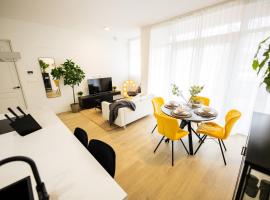 Cheerfully 1 Bedroom Serviced Apartment 52m2 -NB306C-, apartment in Rotterdam