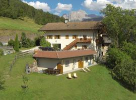 Unterwegerhof, Hotel in Tiers