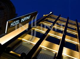 Hotel Inffinit, khách sạn ở Vigo