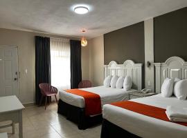 HOTEL LOS ROBLES – hotel w mieście Nuevo Laredo