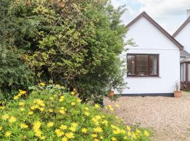 Bryher Cottage, vacation home in Helston