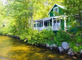 Cottage on Geneva Point