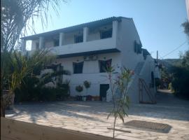 Villa Lucia, hotel v destinaci Agios Georgios Pagon